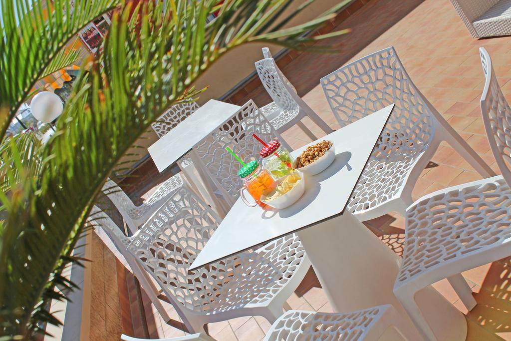 Hotel Touring Misano Adriatico Εξωτερικό φωτογραφία