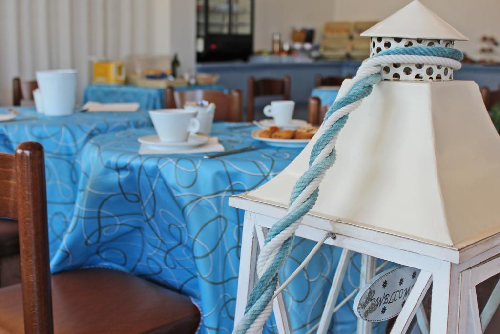 Hotel Touring Misano Adriatico Εξωτερικό φωτογραφία