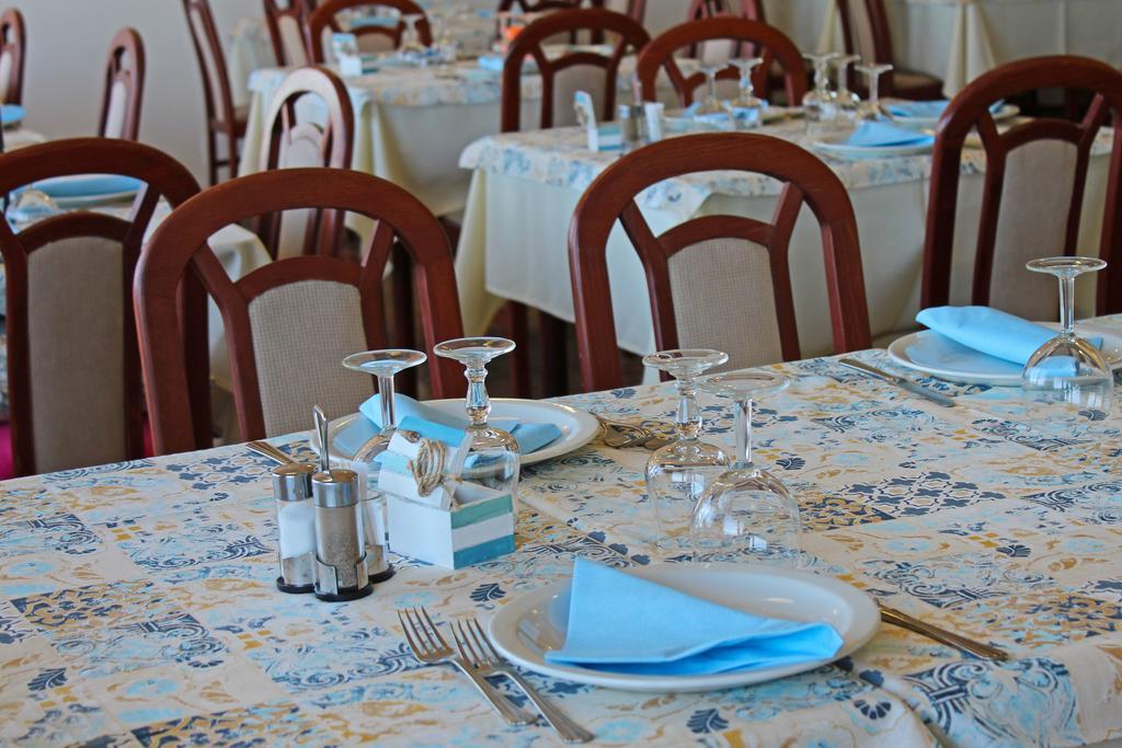 Hotel Touring Misano Adriatico Εξωτερικό φωτογραφία