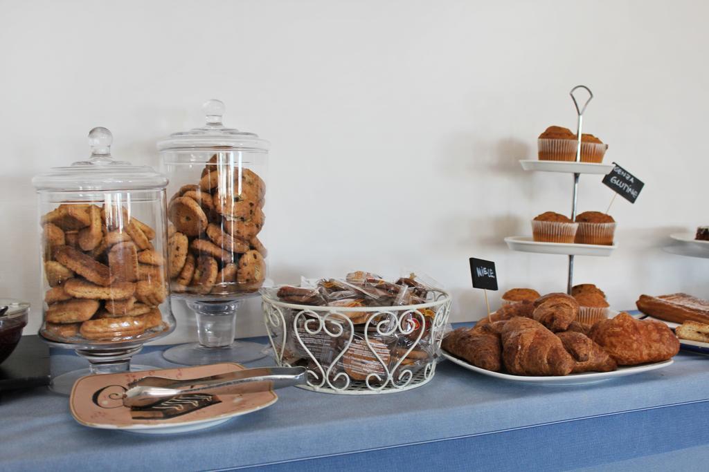 Hotel Touring Misano Adriatico Εξωτερικό φωτογραφία