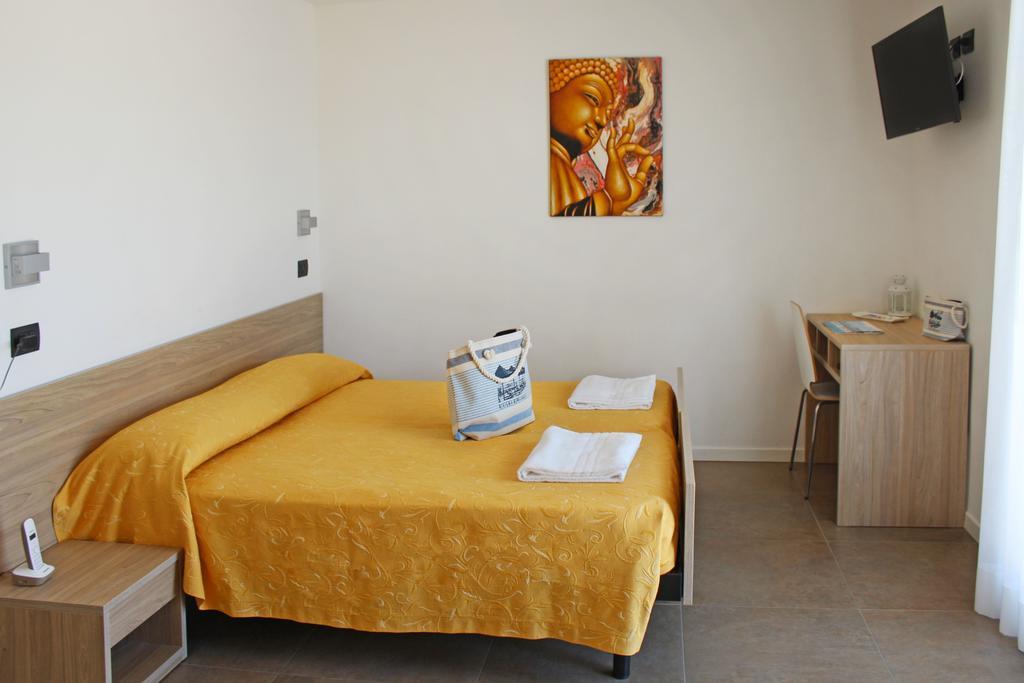Hotel Touring Misano Adriatico Εξωτερικό φωτογραφία